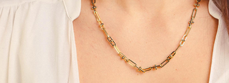Necklaces & Pendants